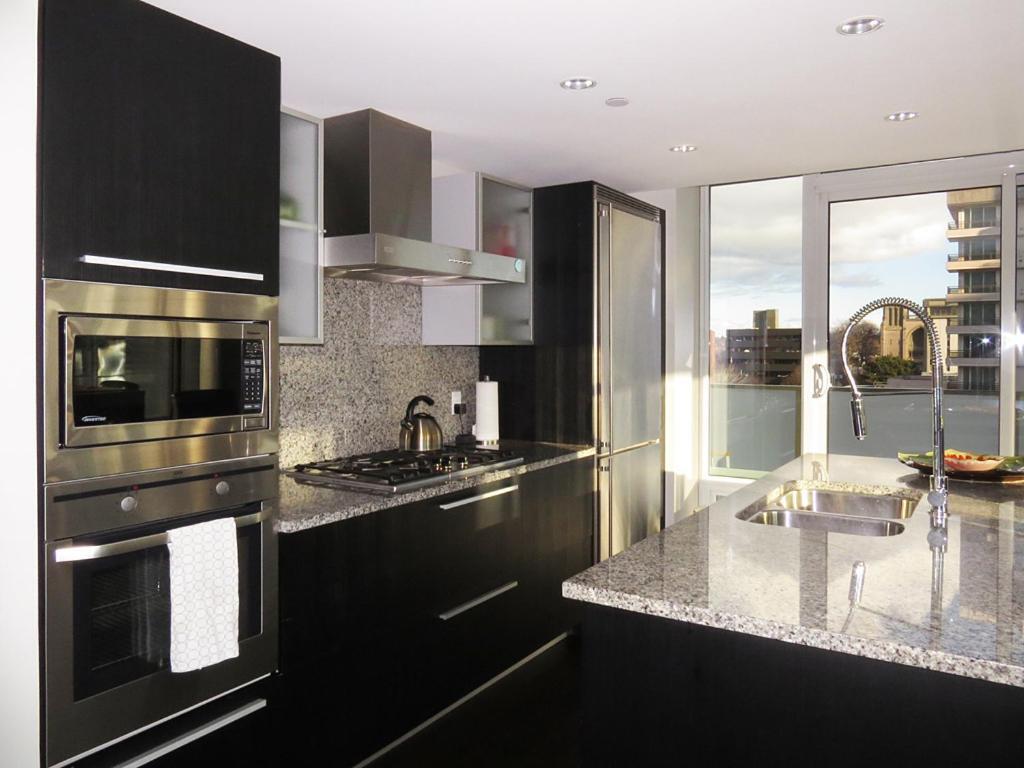 11Th Heaven Apartamento Victoria Exterior foto